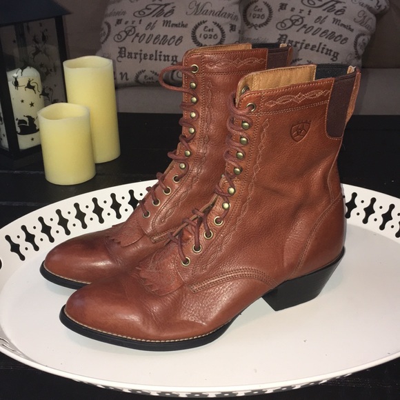Ariat Shoes - Ariat boots 9 lace up